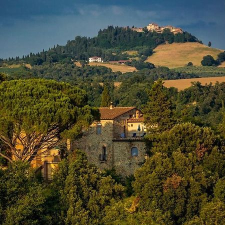 Agriturismo Alle Rose Volterra Exterior photo