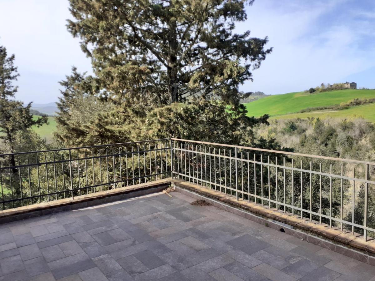 Agriturismo Alle Rose Volterra Exterior photo